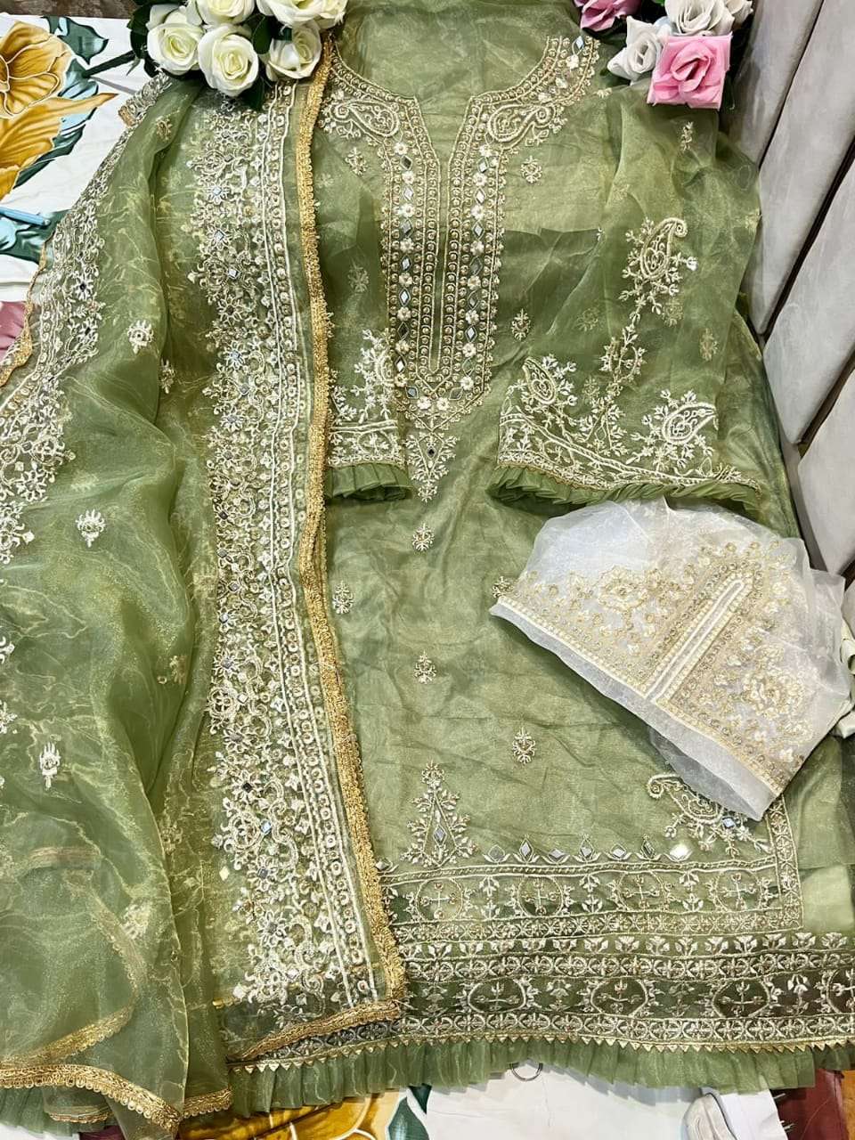 Embroidered Chiffon Exclusive Salwar Kameez - Pakistani Dress - C1043J |  Fabricoz USA
