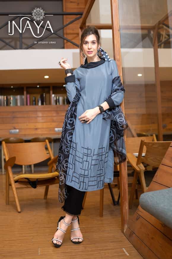Inaya kurtis online shopping on sale
