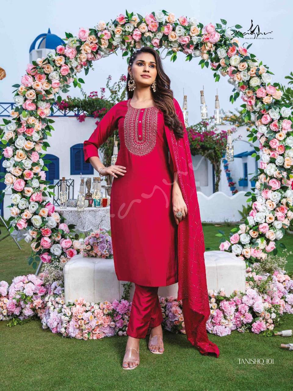 Tanishq sales fashion dresses
