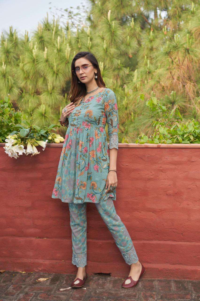 Pin by Sanakhan on Fancy pakistani dresses | Pakistani fashion casual,  Pakistani fashion party wear, Stylish dress designs
