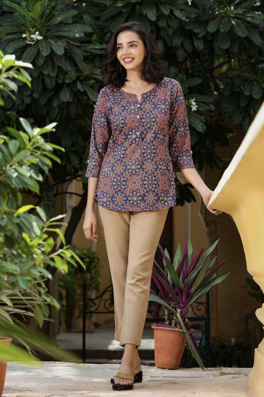 Catalogue Blush Cotton Printed Tops For Regular And Office