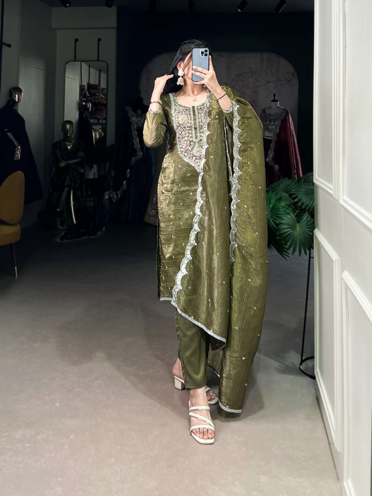 3037 COLOURS BY ASLIWHOLESALE FANCY DESIGNER GOLD CRUSH DRESS-00195