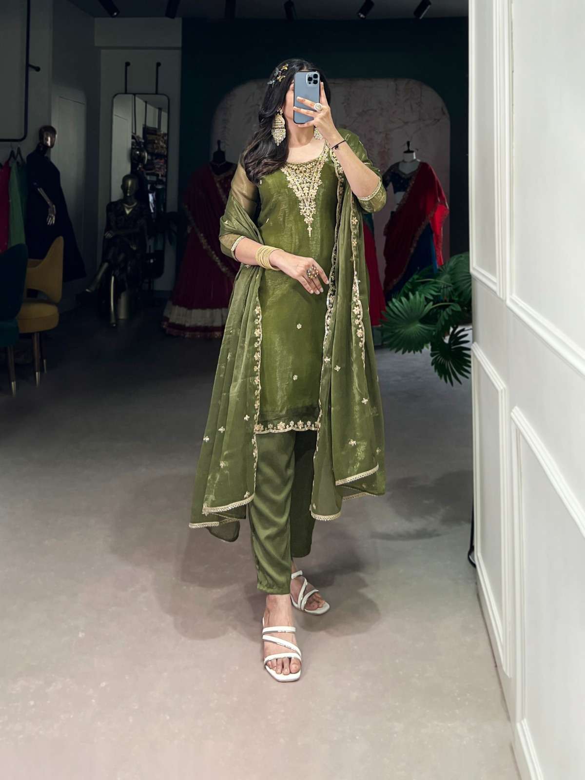 3033 COLOURS BY ASLIWHOLESALE FANCY DESIGNER GOLD CRUSH DRESS-00195