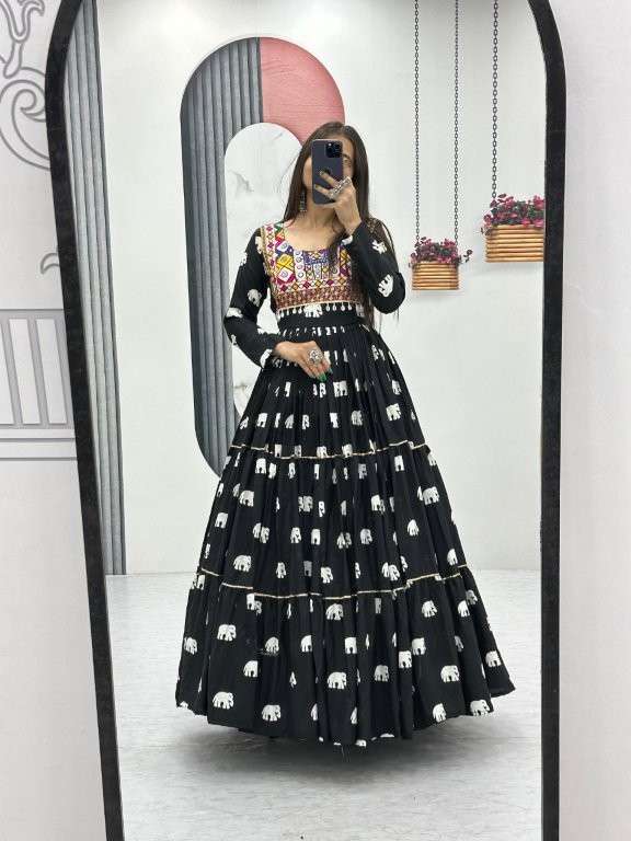 PC-N35 COLOUR BY ASLIWHOLESALE DESIGNER PURE COTTON GOWN-00045