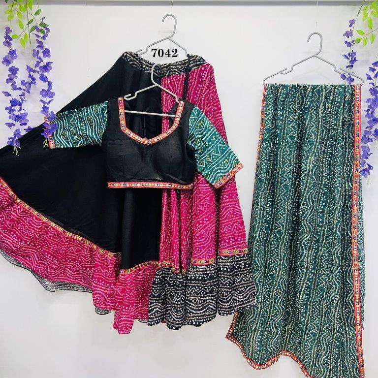 AAWIYA RAJWADI VOL-7 7042 PURE COTTON SILK PRINTED LEHENGAS-00060