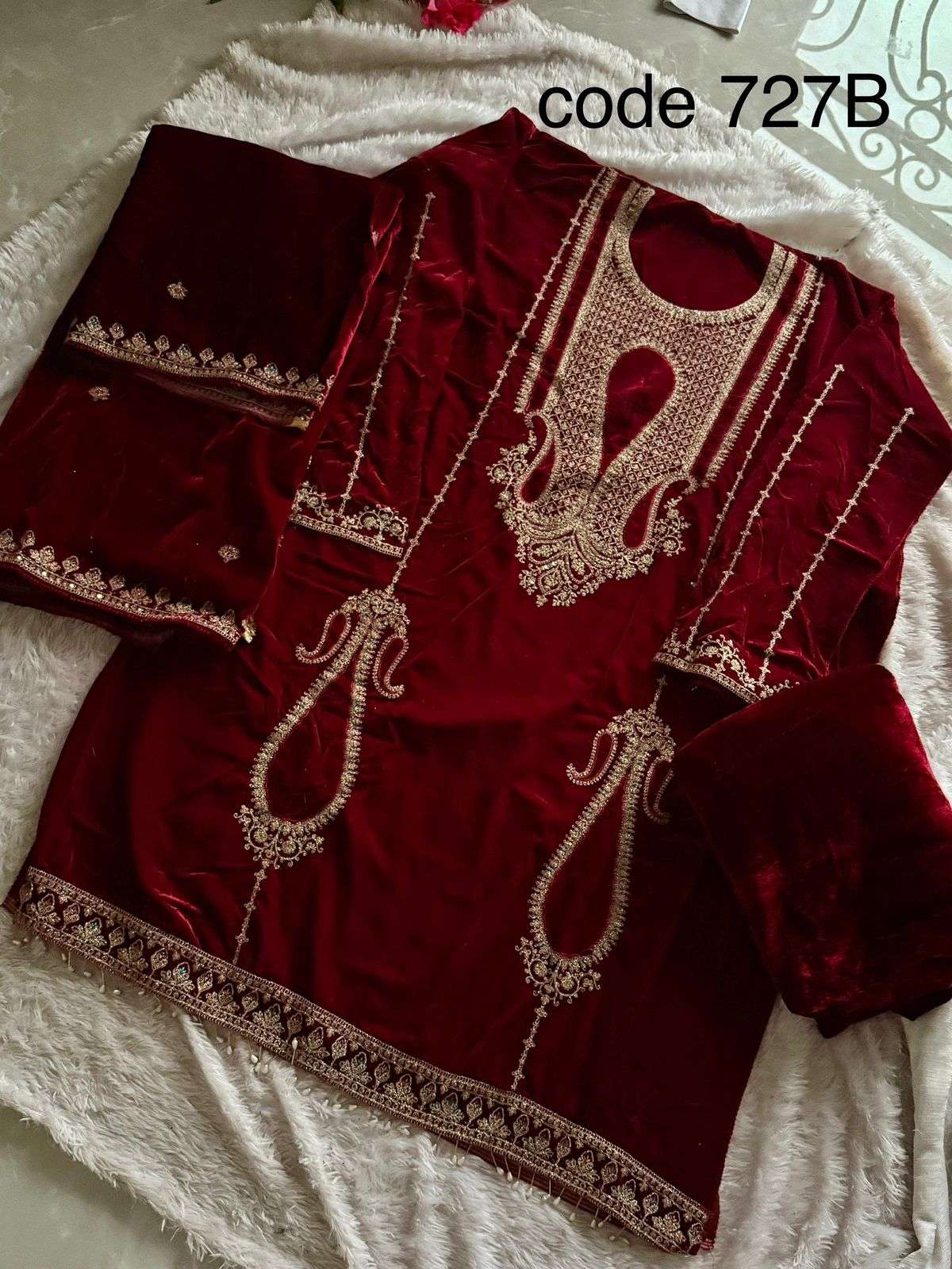 ZIAAZ 727 PURE VELVET EMBROIDERY PAKISTANI DRESSES-00201