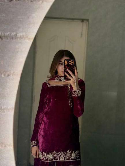 1545 HIT COLOUR BY ASLIWHOLESALE DESIGNER PURE VISCOSE VELVET DRESSES-00241