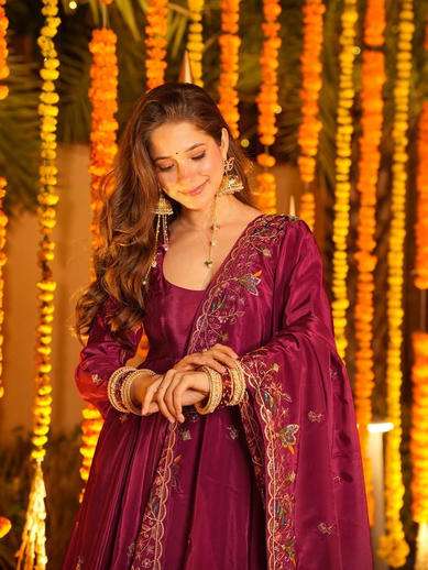 1556 HIT COLOUR BY ASLIWHOLESALE DESIGNER PURE CREPE SILK EMBROIDERY DRESSES-00241