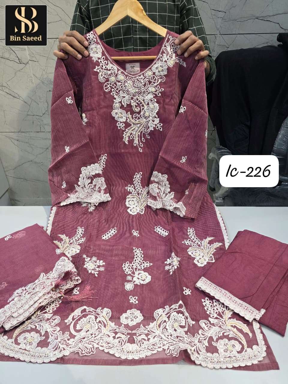 BIN SAEED IC-226 FANCY STITCHED HEAVY EMBROIDERY PAKISTANI SUITS-00272