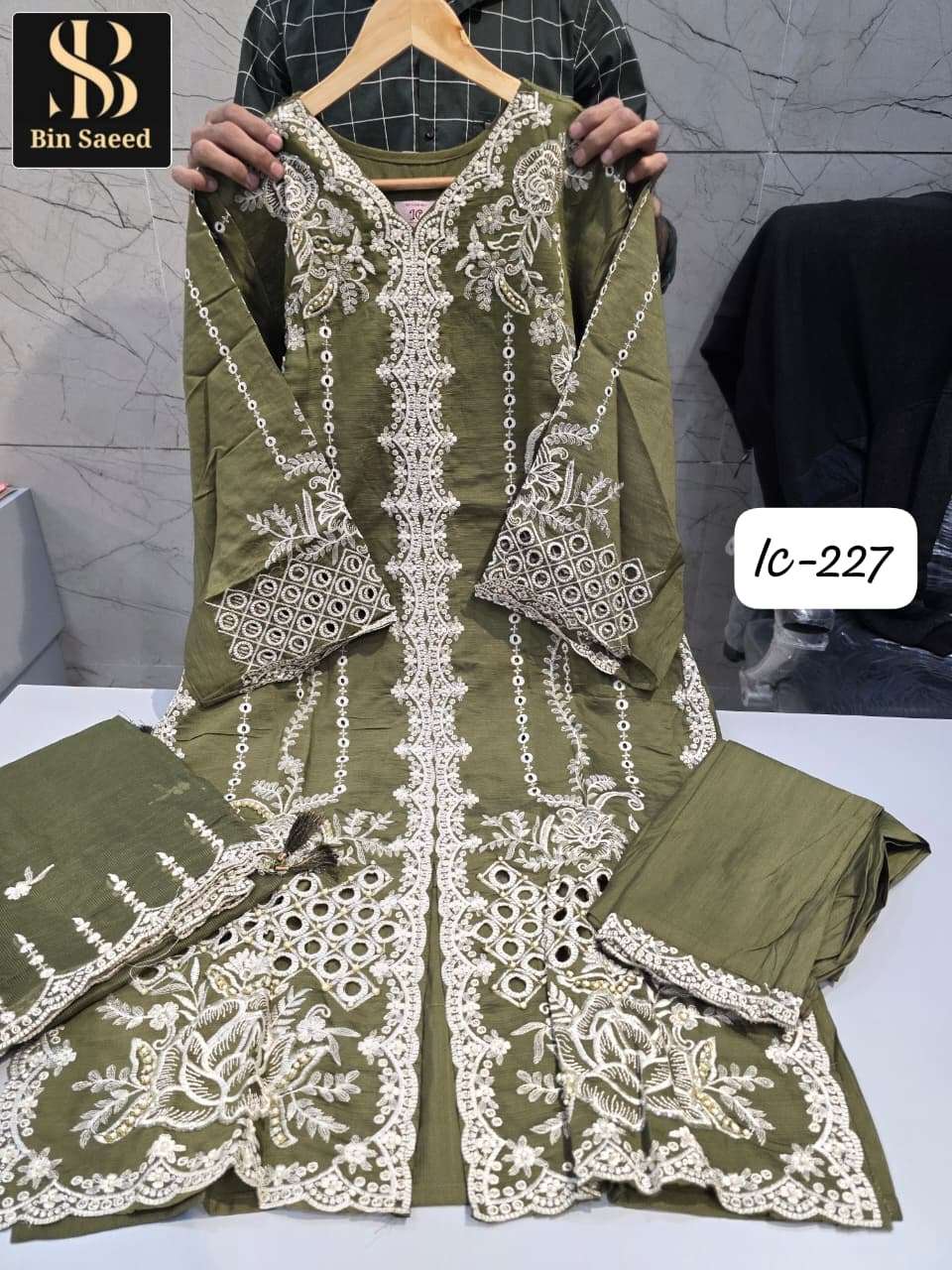 BIN SAEED IC-227 FANCY EMBROIDERY PAKSTANI SUIT WITH DUPTTA-00272