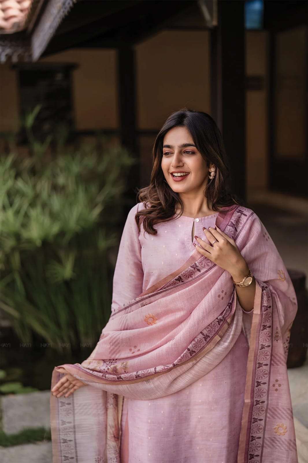 MARGI BY ASLIWHOLESALE JACQUARD BUTTI EMBROIDERY STITCHED KURTIS-00264