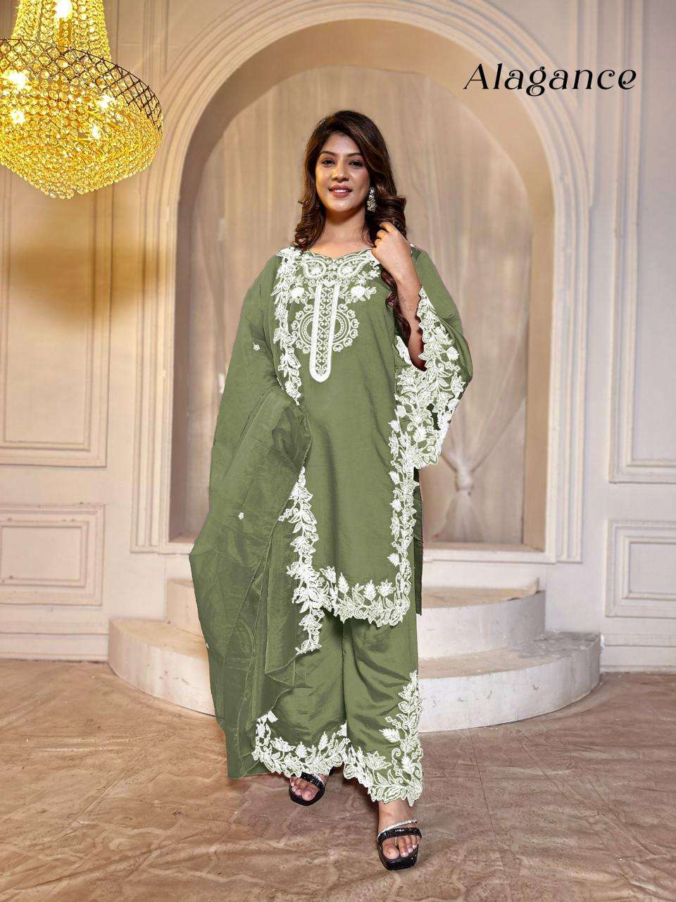 RIZVI VOL-4 BY ASLIWHOLESALE ROMAN SILK PAKISTANI SUITS-00318