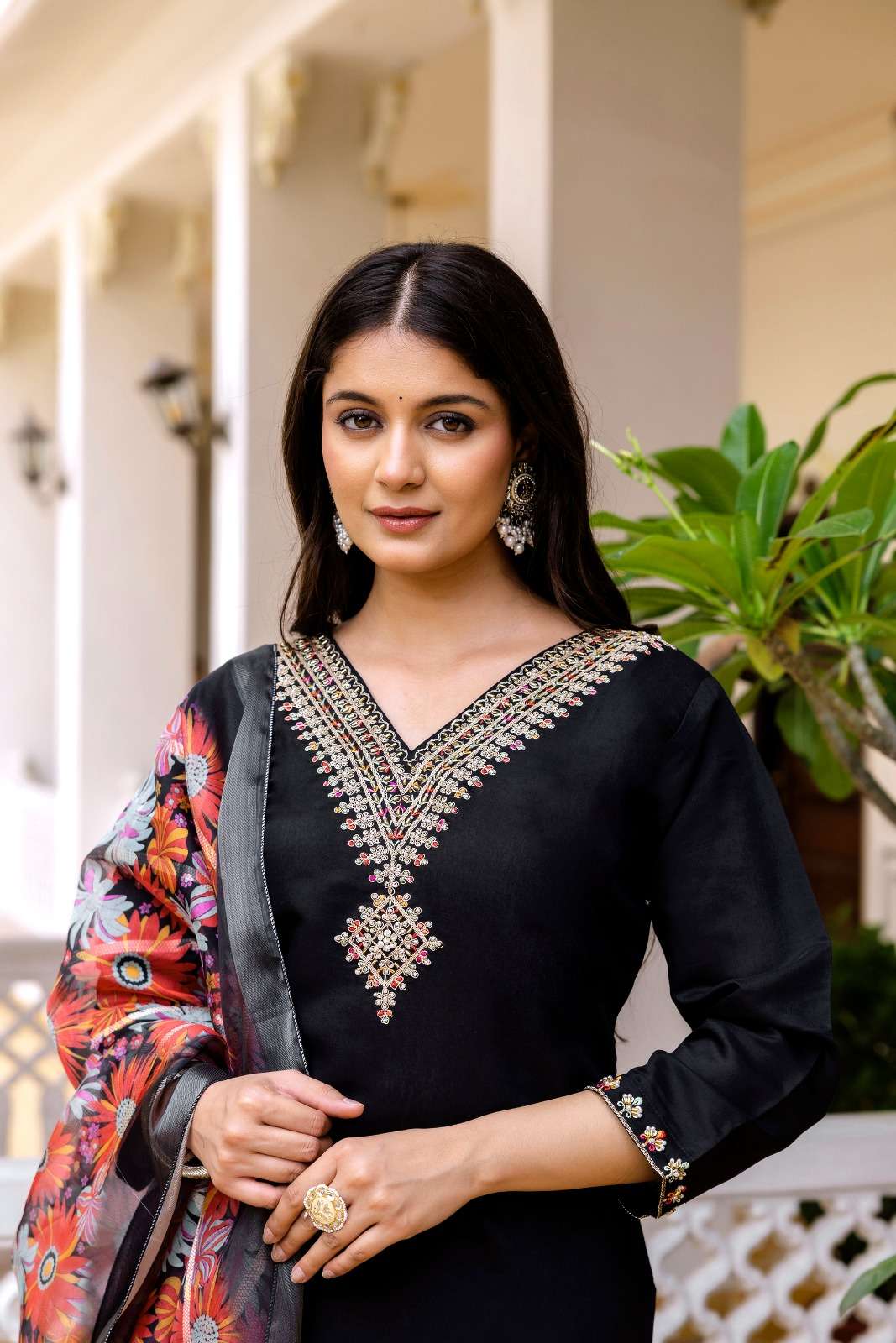 SC30 BY ASLIWHOLESALE VISCOSE SILK EMBROIDERY DRESSES-00264