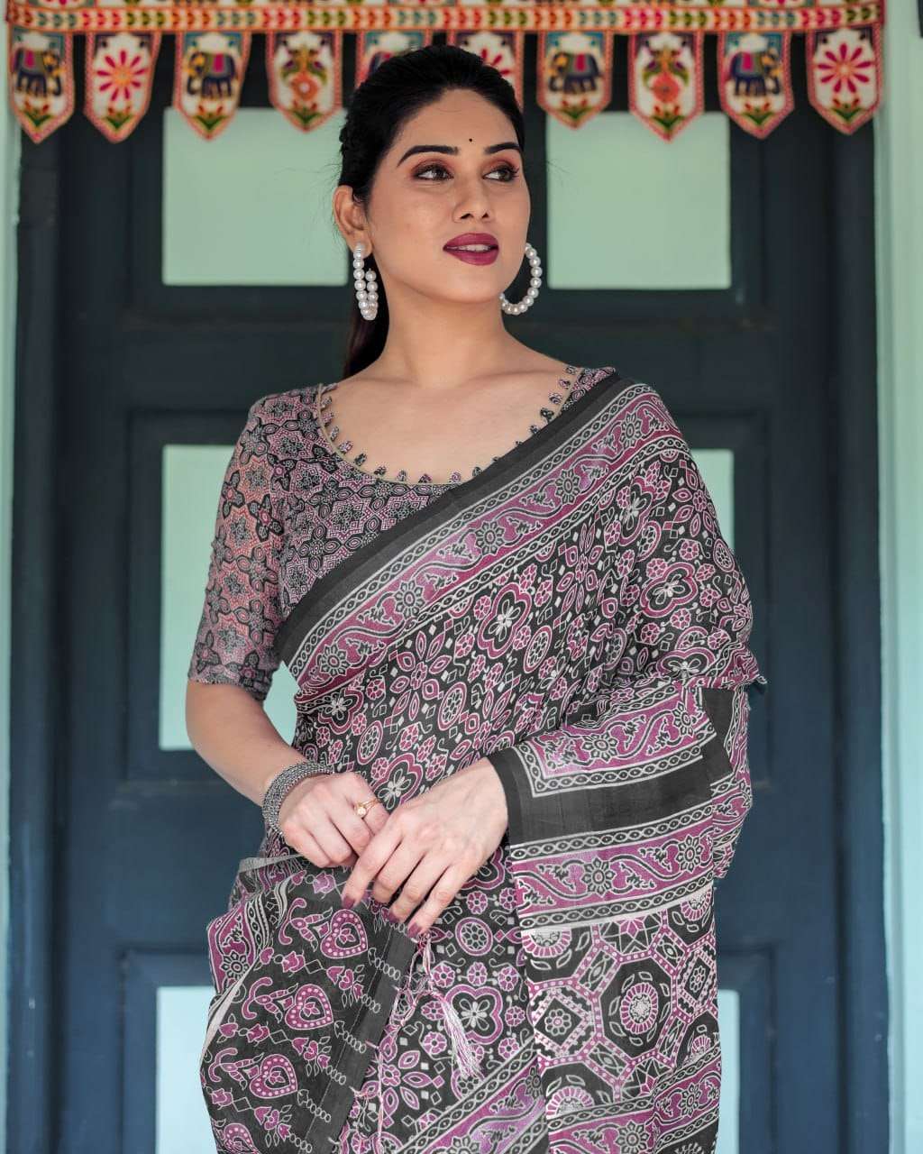 DEVYANI VOL-155 BY ASLIWHOLESALE LINEN COTTON PRINTED SOFT PREMIUM SAREES-00259