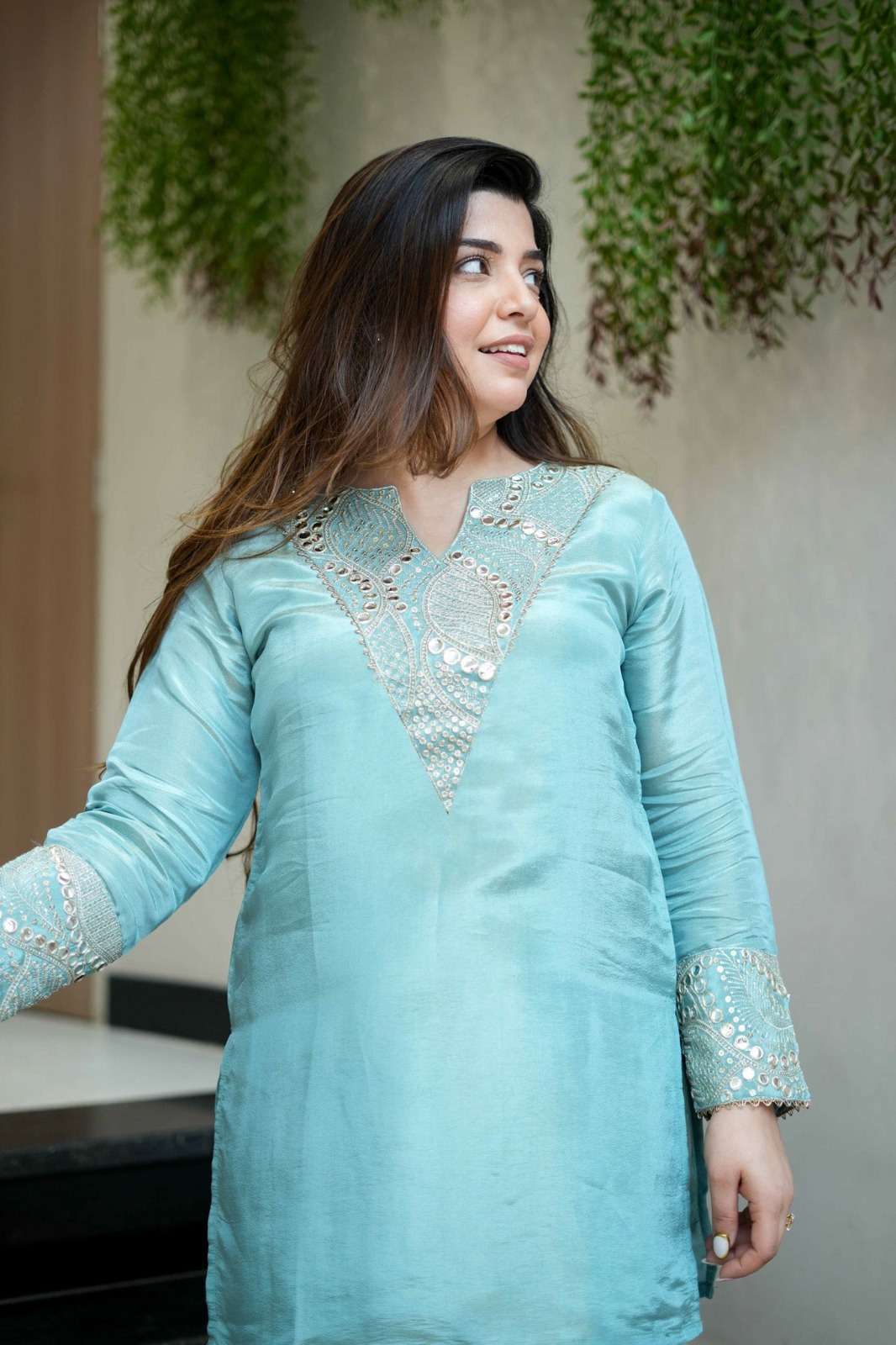 MISRI BY ASLIWHOLESALE VISCOSE SIMER SILK EMBROIDERY KURTIS - 00264