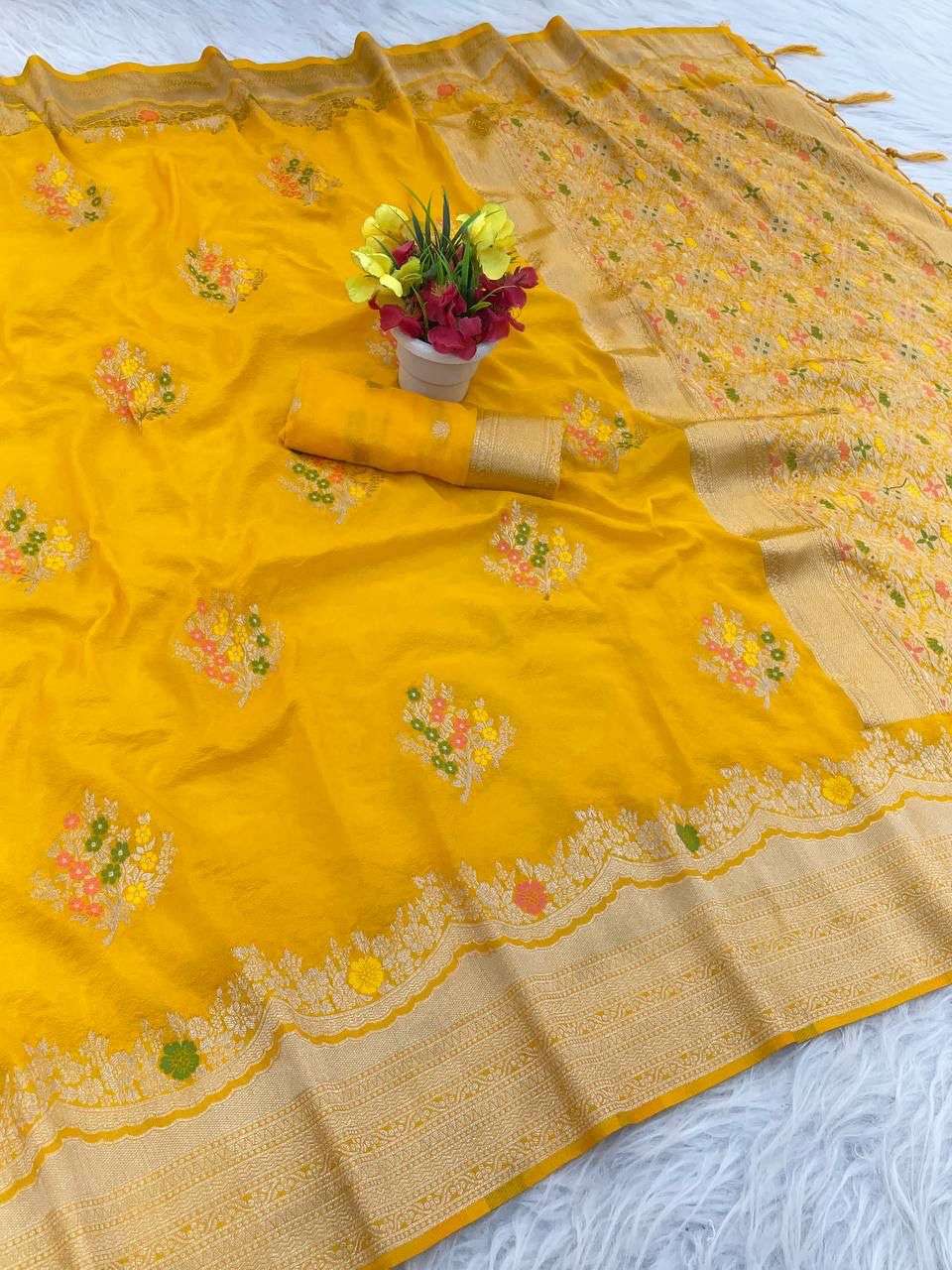 SF-977 BY ASLIWHOLESALE CREPE GEORGETTE SAREE - 00314