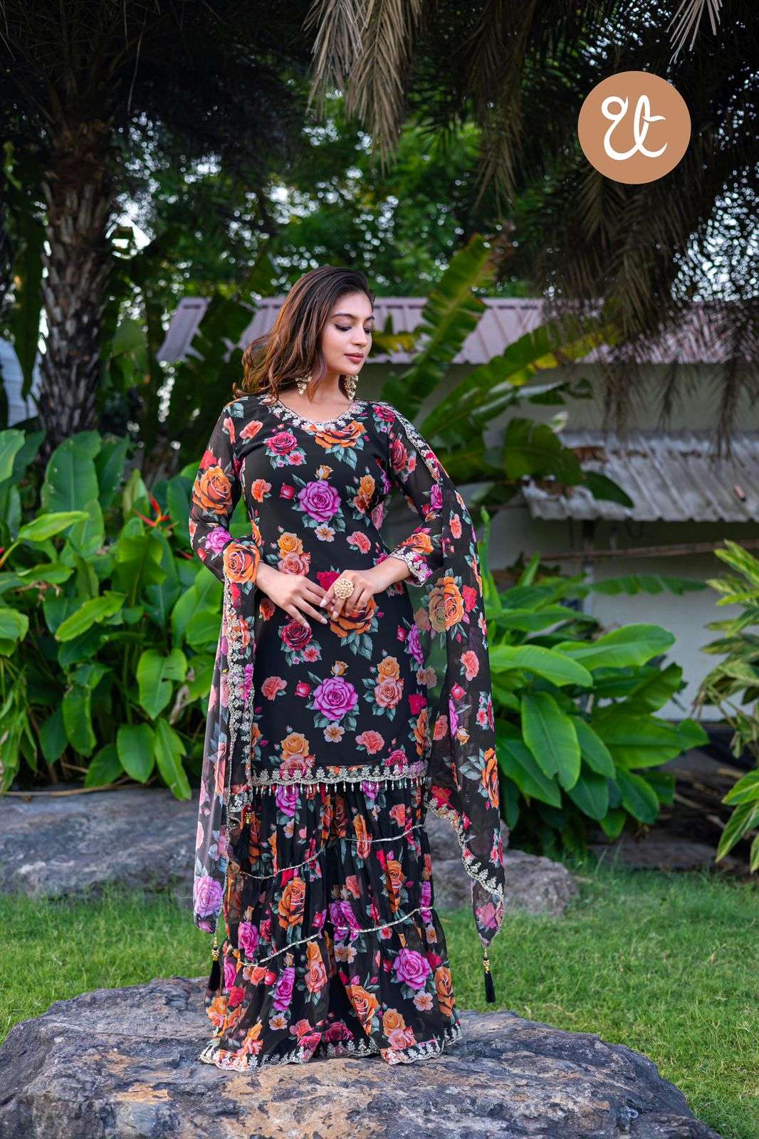 THREAD THRILL 009 HIT DESIGN 008 A TO B SERIES HEAVY GEORGETTE SHARARA SUIT - 00269