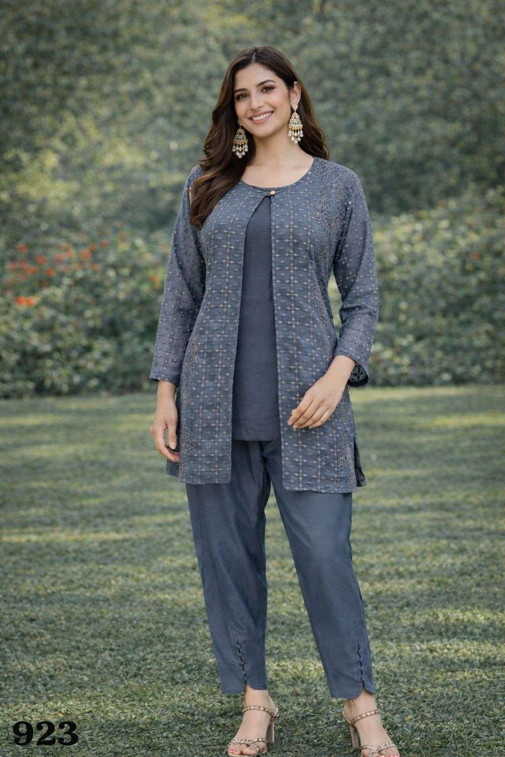 MRUDANGI QAYAMAT ROMAN SILK  EMBROIDERY PAKISTANI SUITS - 00095